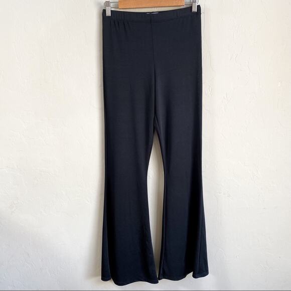 NWT Topshop Black Knit Flare Leg Pull-On Pants - Picture 2 of 7